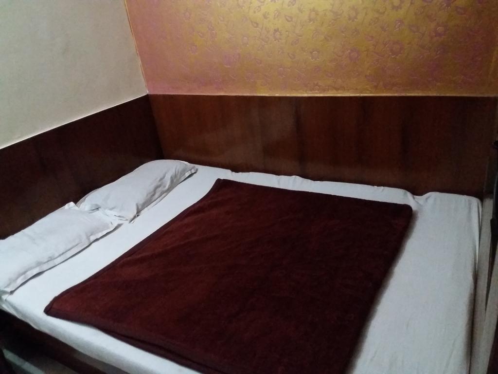 Mahesh Guest House Ню Делхи Екстериор снимка